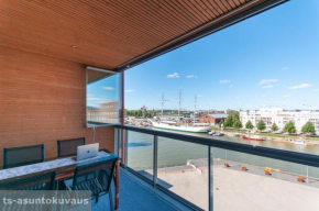 The Best View in Turku with private balcony, sauna, car park, Turku